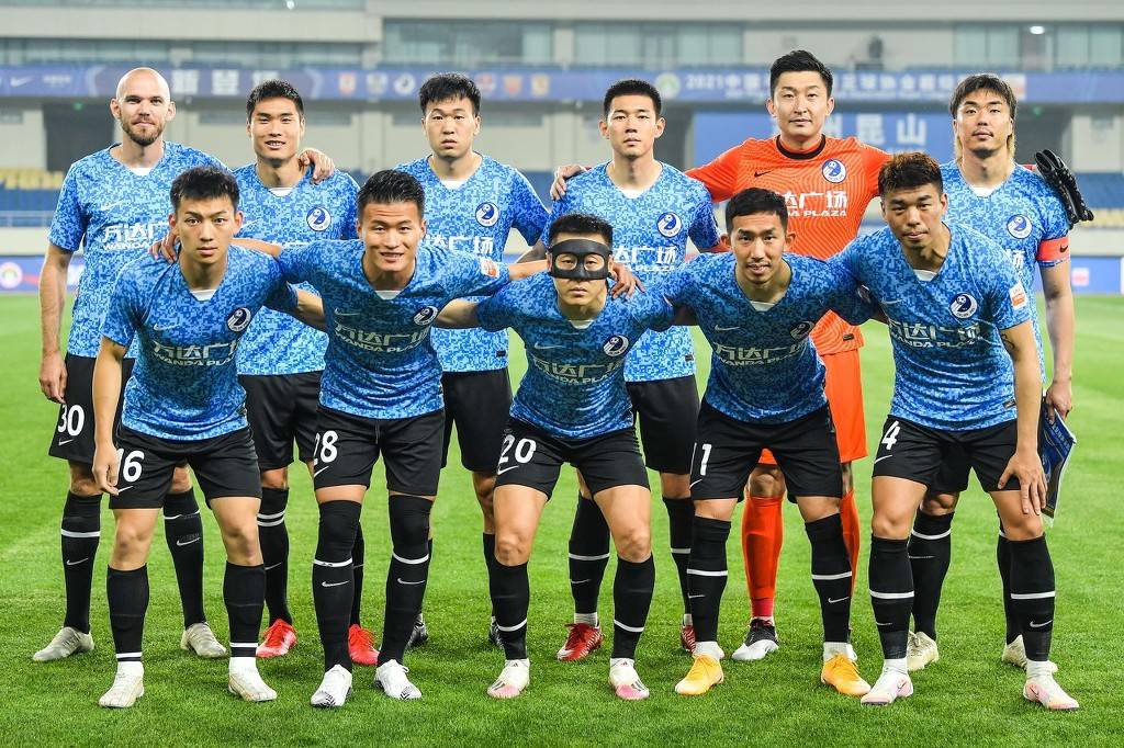 马丁内斯称赞B费：他是助攻之王，曼联在他上场时截然不同