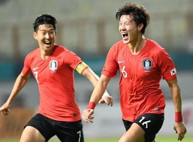 0-0，40岁阿森纳旧将染红+少2人都不输，西甲倒数第一逼平马略卡